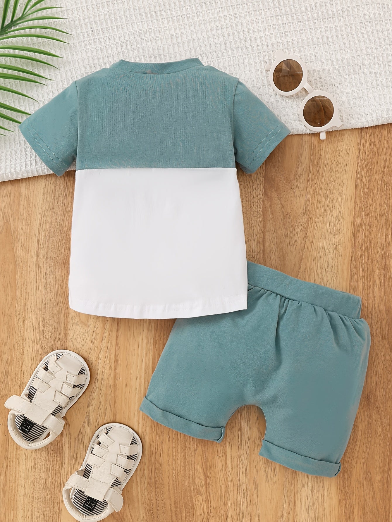 Two-Piece Set With Pocket