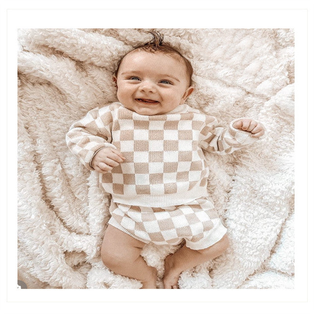 Newborn & Toddler Gingham Knitted Outfit - Baby Girls Long Sleeve Top & Shorts Set (Spring/Autumn)