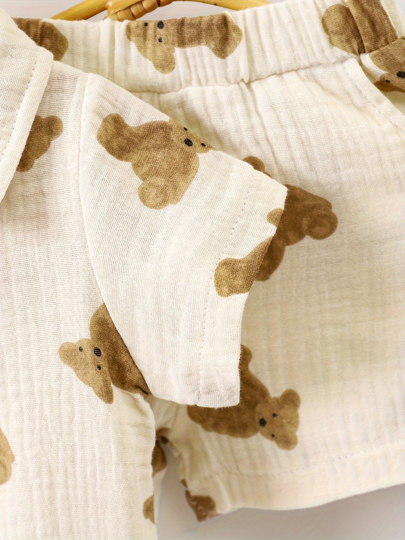 Two-Piece Bear Pattern Casual Outfit