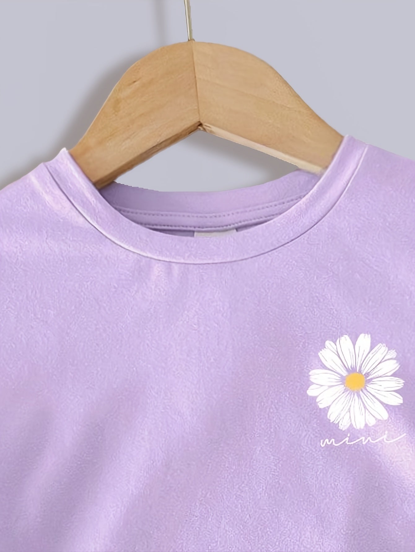 2-Piece Girls Summer Daisy Set Purple